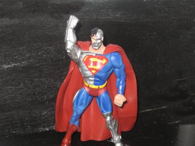 Action Figures & Dolls